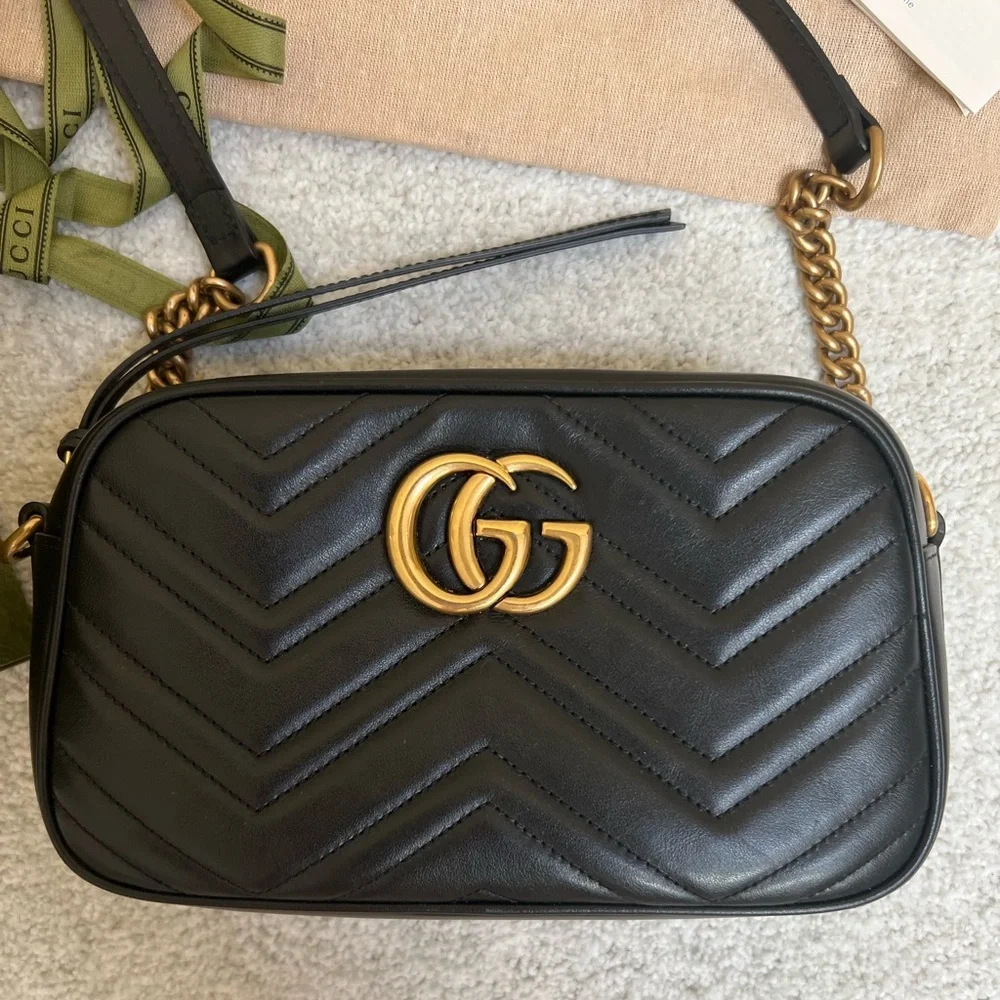 Gucci Black Leather Marmot double G Crossbody Bag - Picture 2 of 4